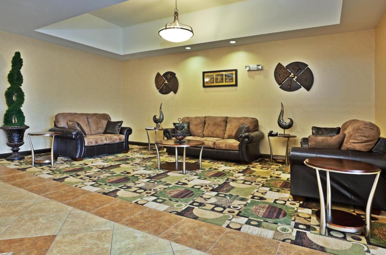 Holiday Inn Express & Suites סטייטסוויל מראה חיצוני תמונה