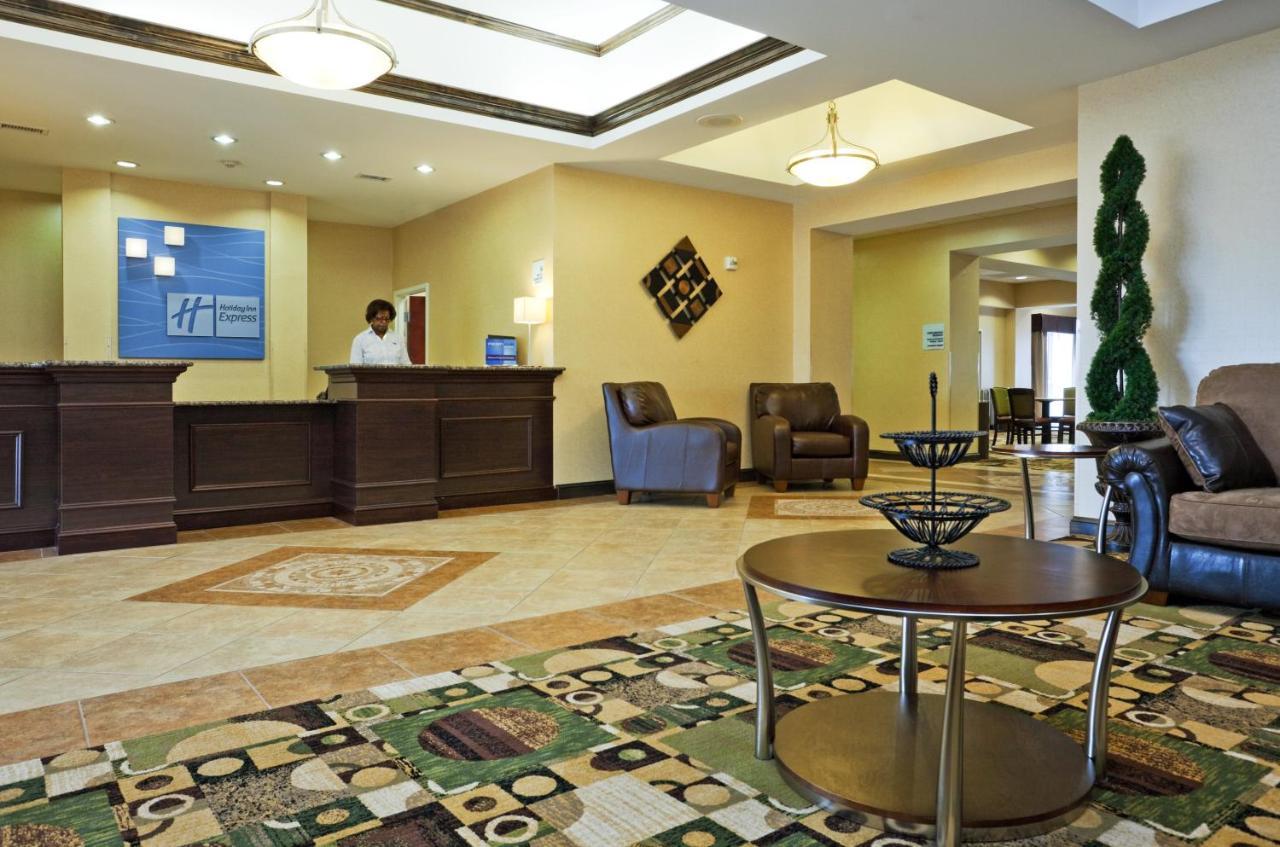 Holiday Inn Express & Suites סטייטסוויל מראה חיצוני תמונה