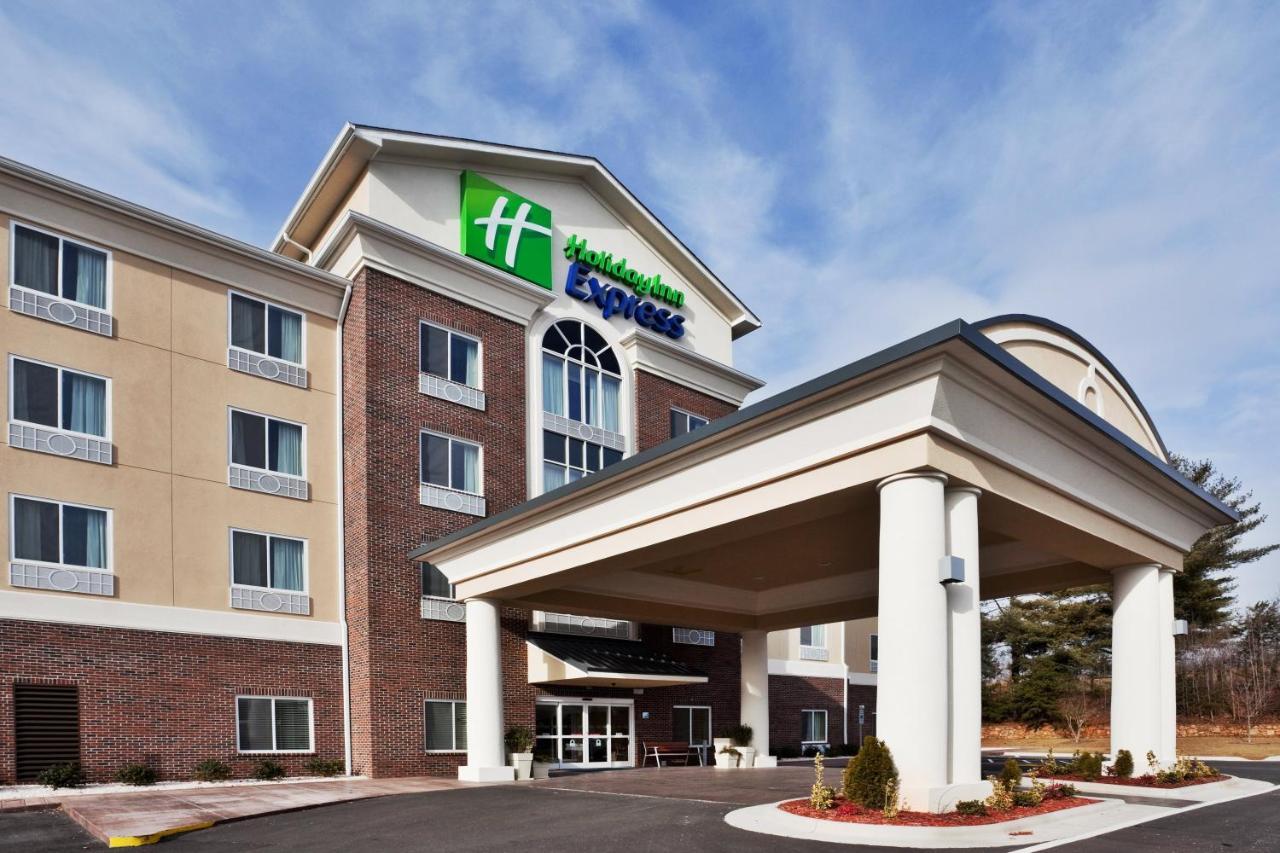 Holiday Inn Express & Suites סטייטסוויל מראה חיצוני תמונה